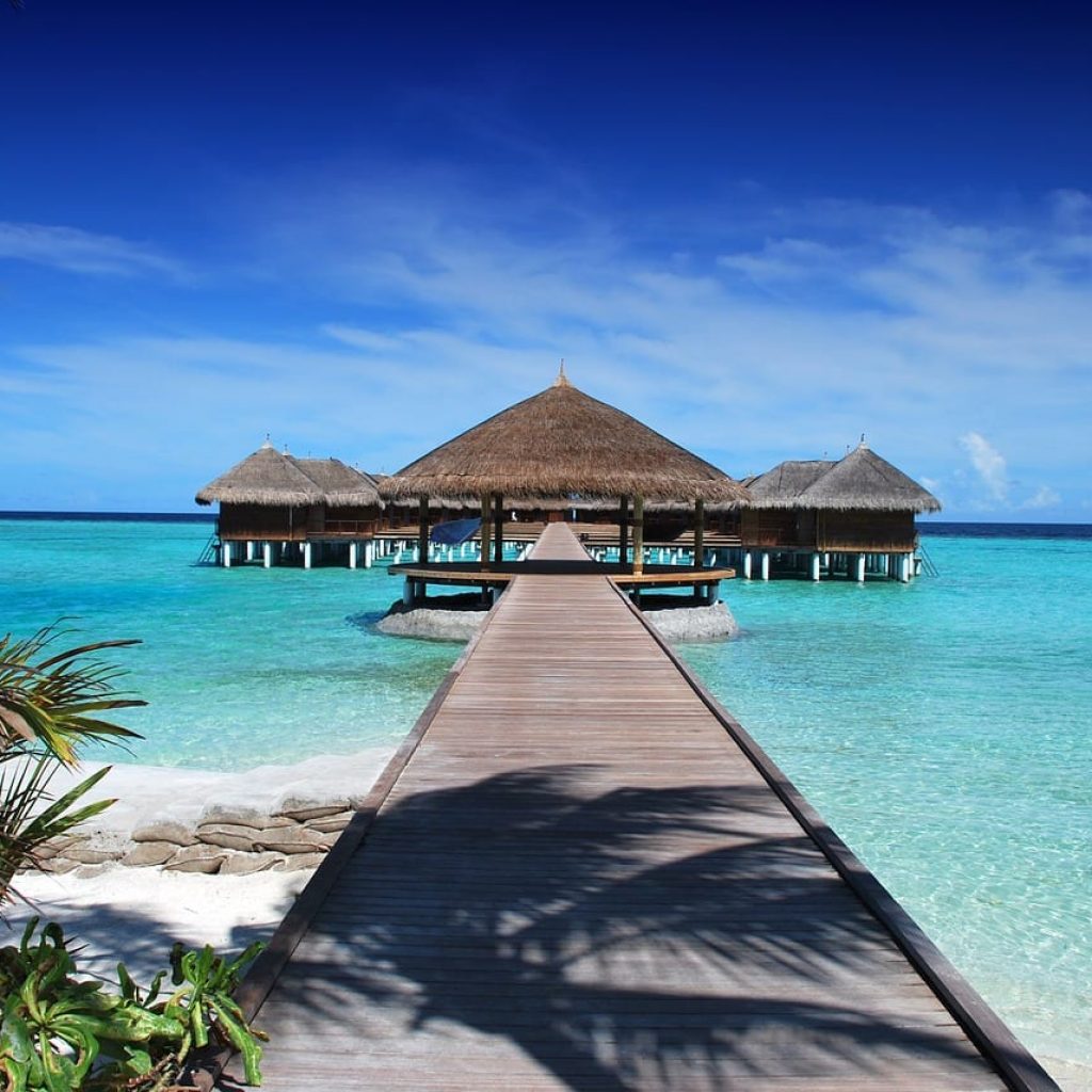 Hotel sobre el mar en Maldivas